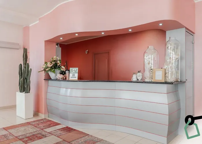 Ξενοδοχείο Hotiday